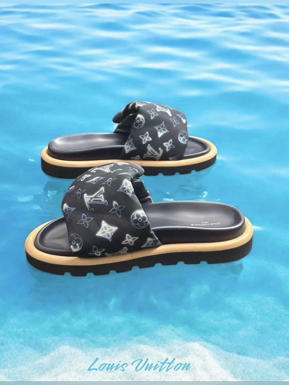 Louis Vuitton Woman's Blue Nylon Monogram Slides Size: EU: 39 US: 9
Comes w/COA.